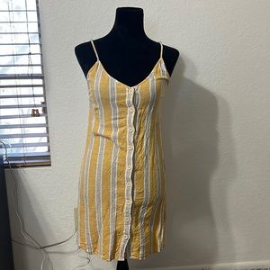 Yellow button up light-weight dress